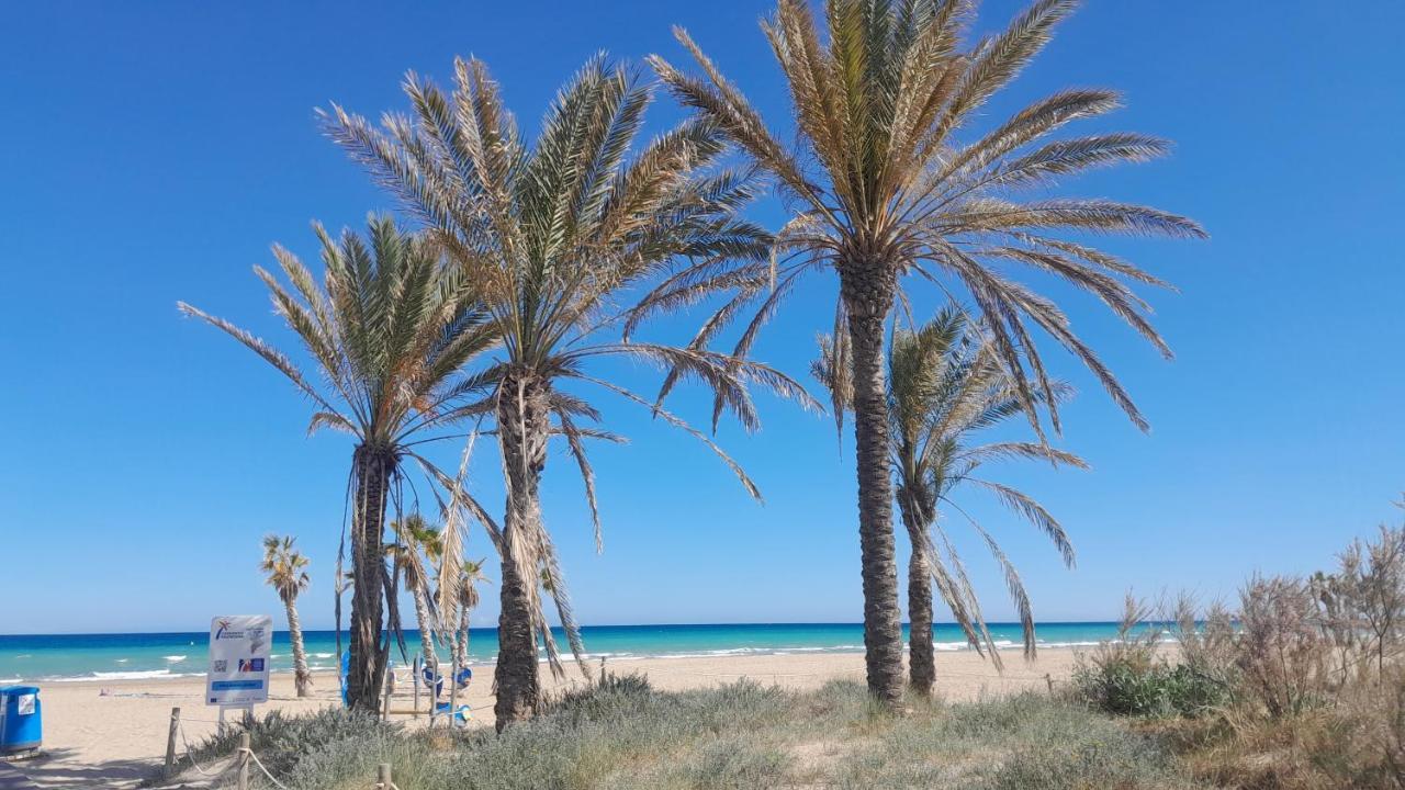 El Faro De Canet Канет-де-Беренгер Экстерьер фото